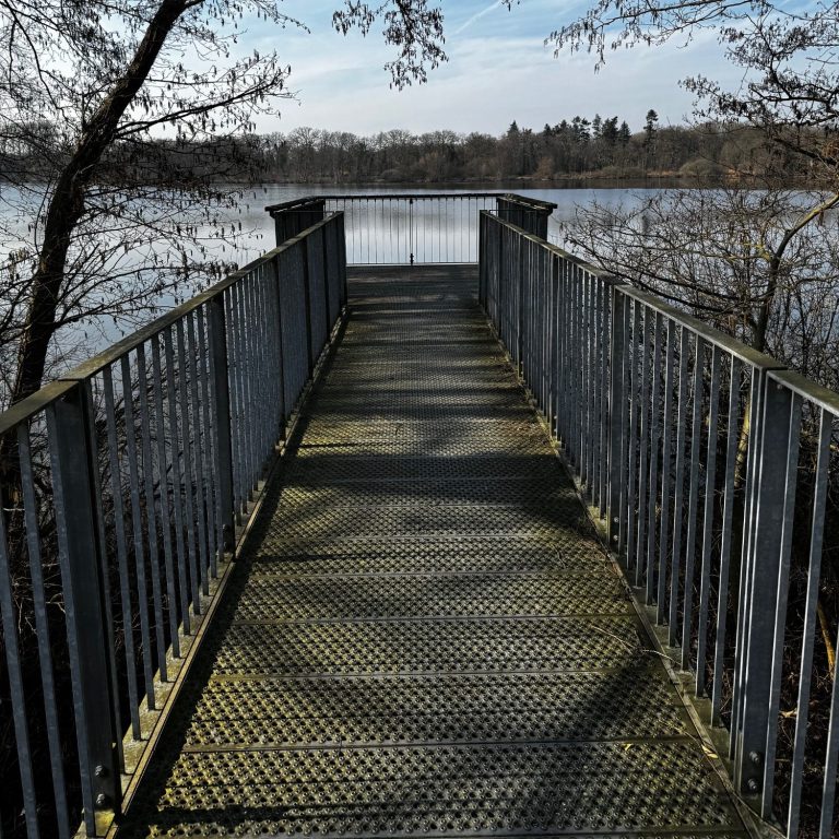 Steeg beim Infozentrum Krickenbecker Seen. Die Krickenbecker Seen sind ein Naturschutzgebiet und Brutplatz vieler seltener Vogelarten.